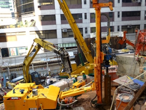 錨杆鑽施工(gōng)